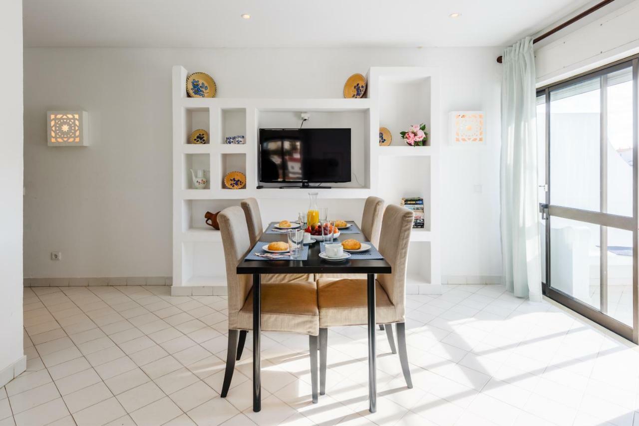 אלבופיירה Casas Barulho Apartments Old Town מראה חיצוני תמונה