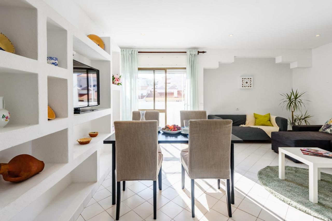 אלבופיירה Casas Barulho Apartments Old Town מראה חיצוני תמונה